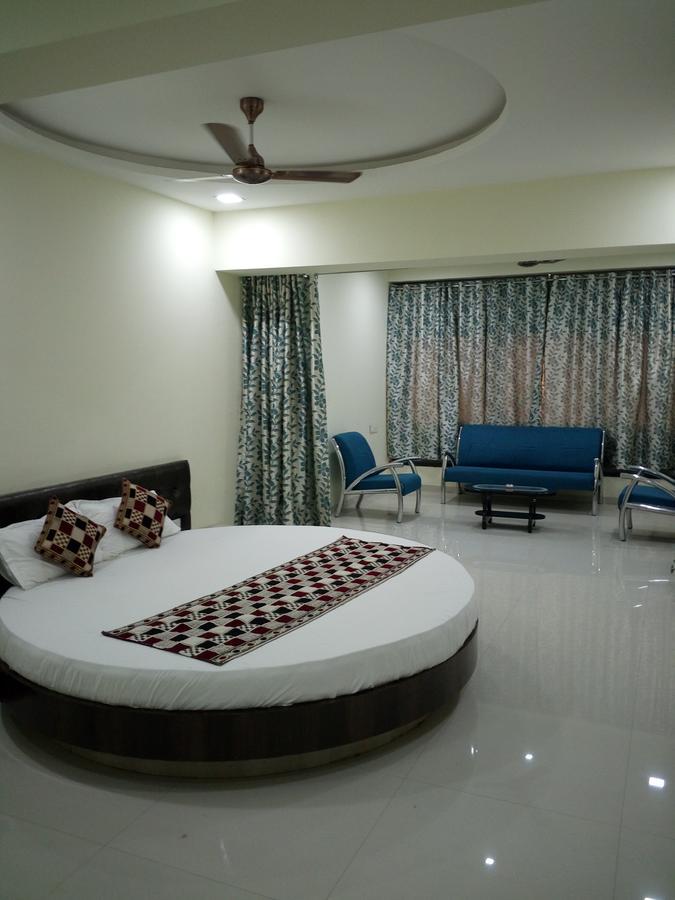 Hotel Casa Green Shirdi Exterior foto